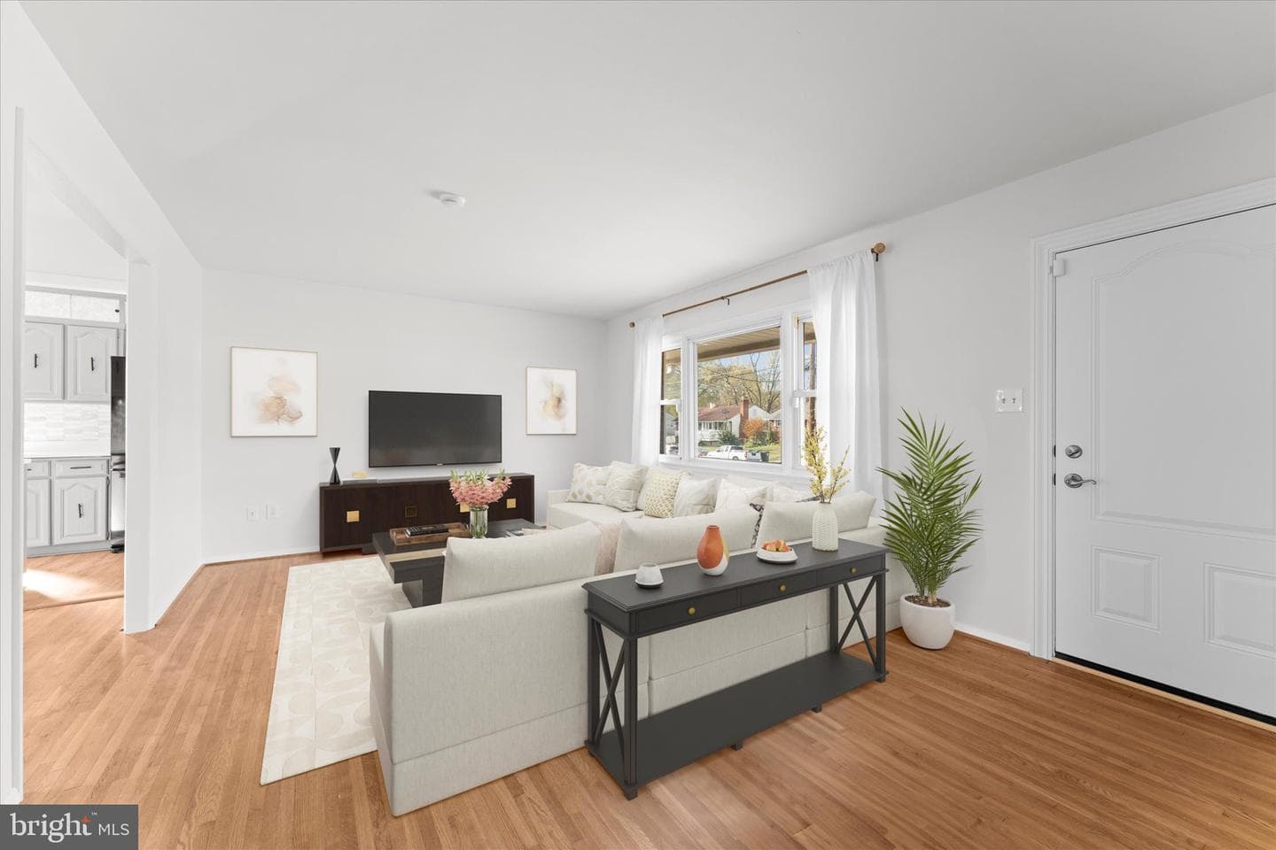 7407 Fairchild Drive photo 3