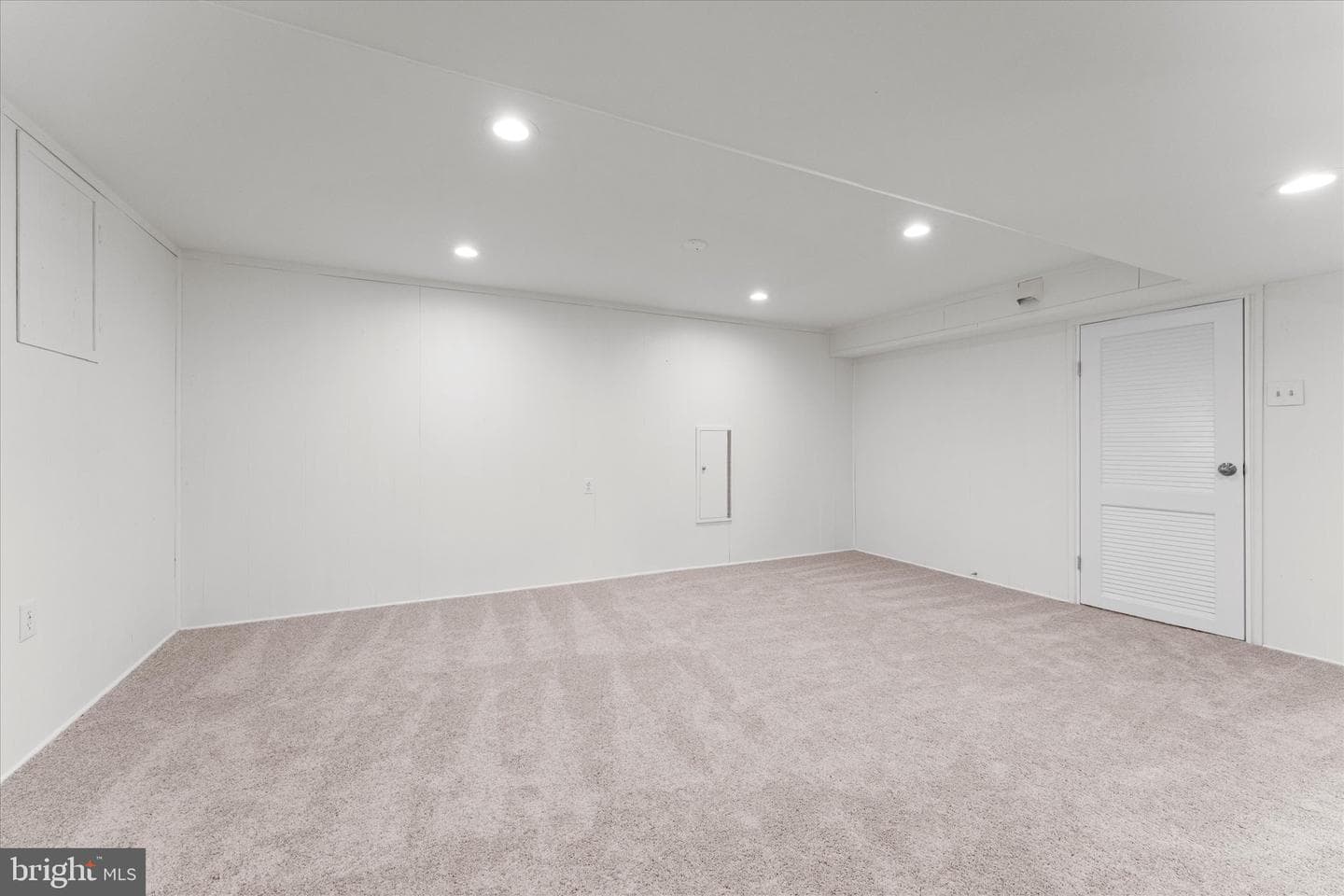 7407 Fairchild Drive photo 34
