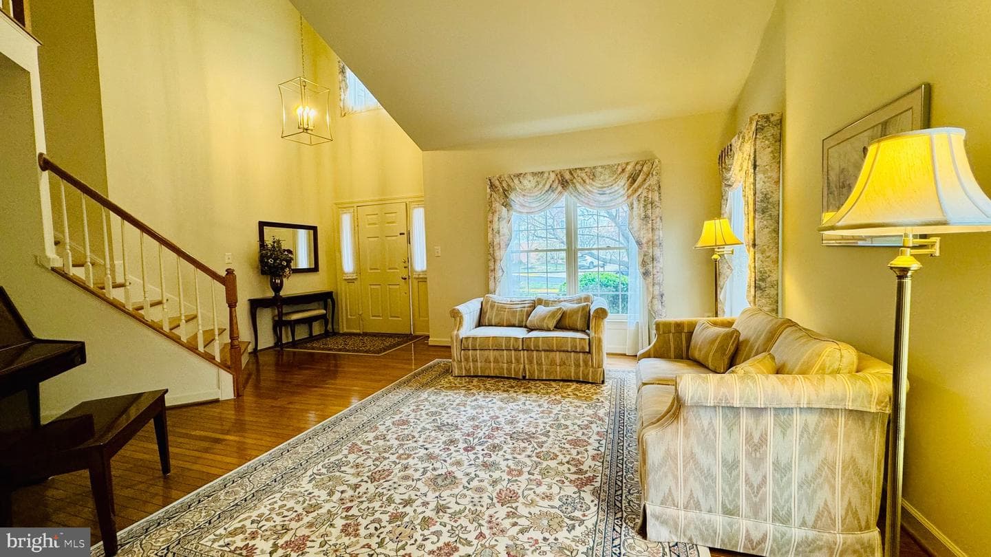 3764 Center Way photo 8
