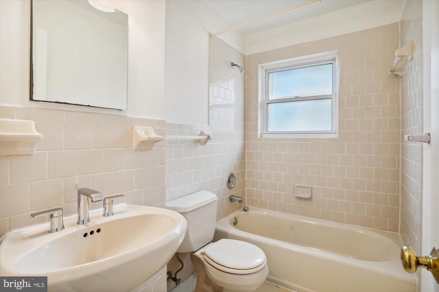 6123 Hibbling Avenue photo 23