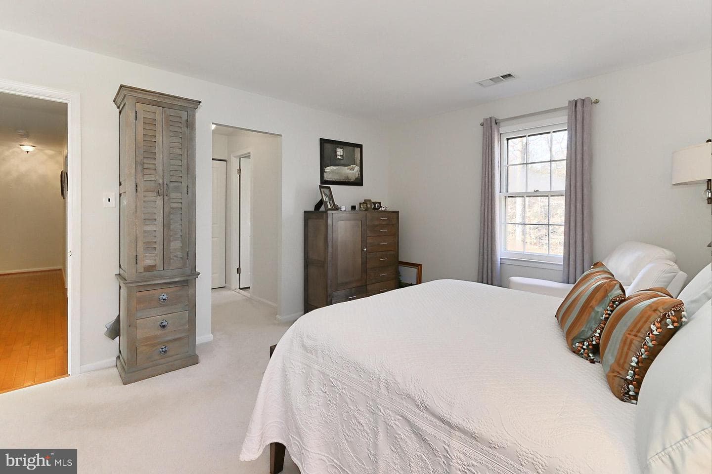 10819 James Halley Drive photo 26