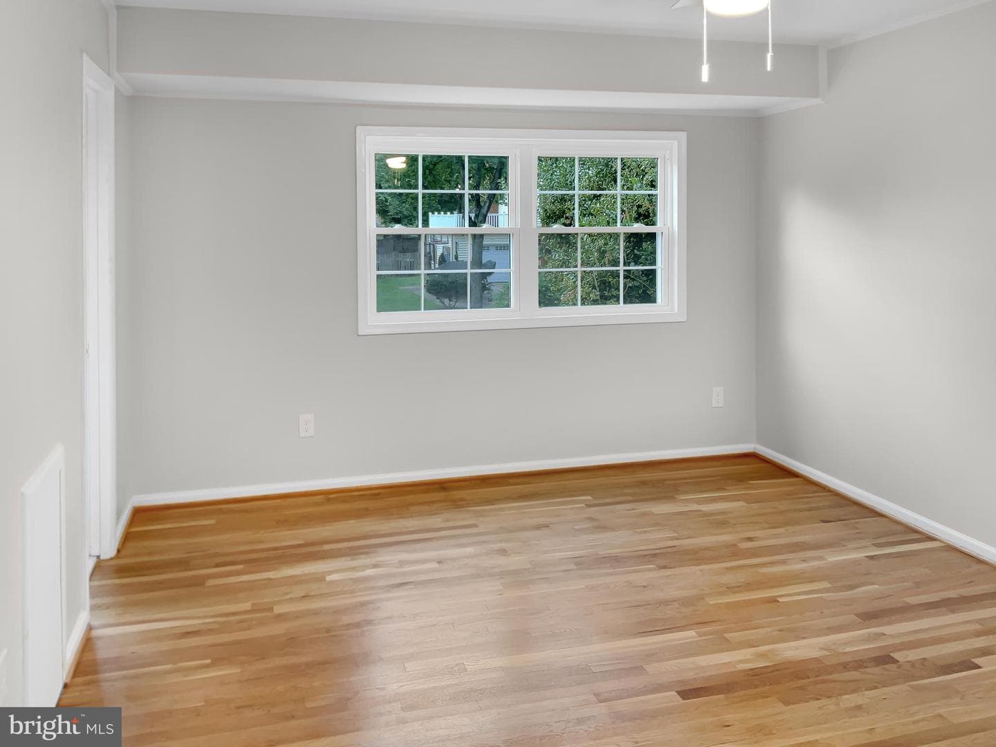 8413 Wagon Wheel Road photo 5