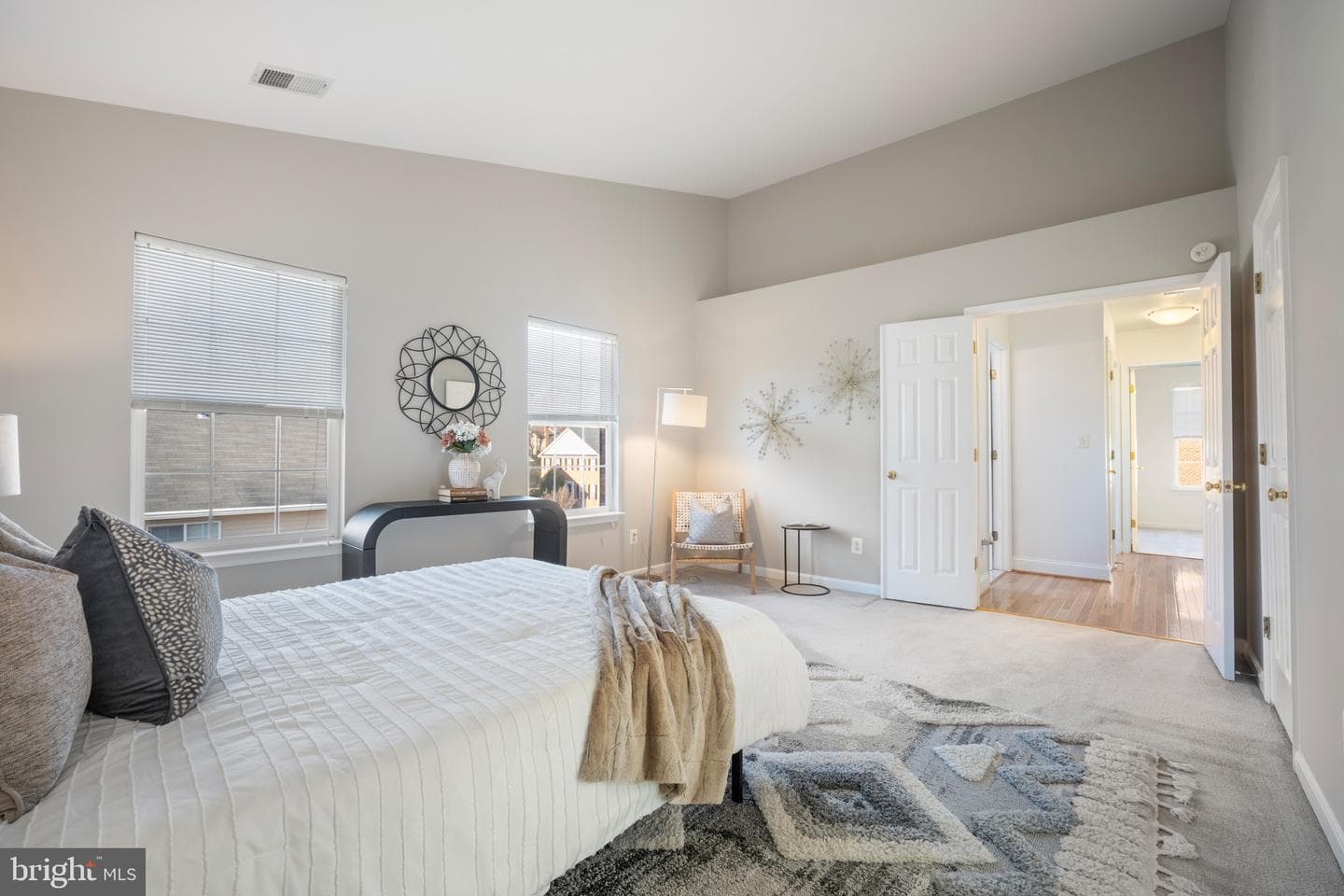 6365 Regal Oak Drive photo 14