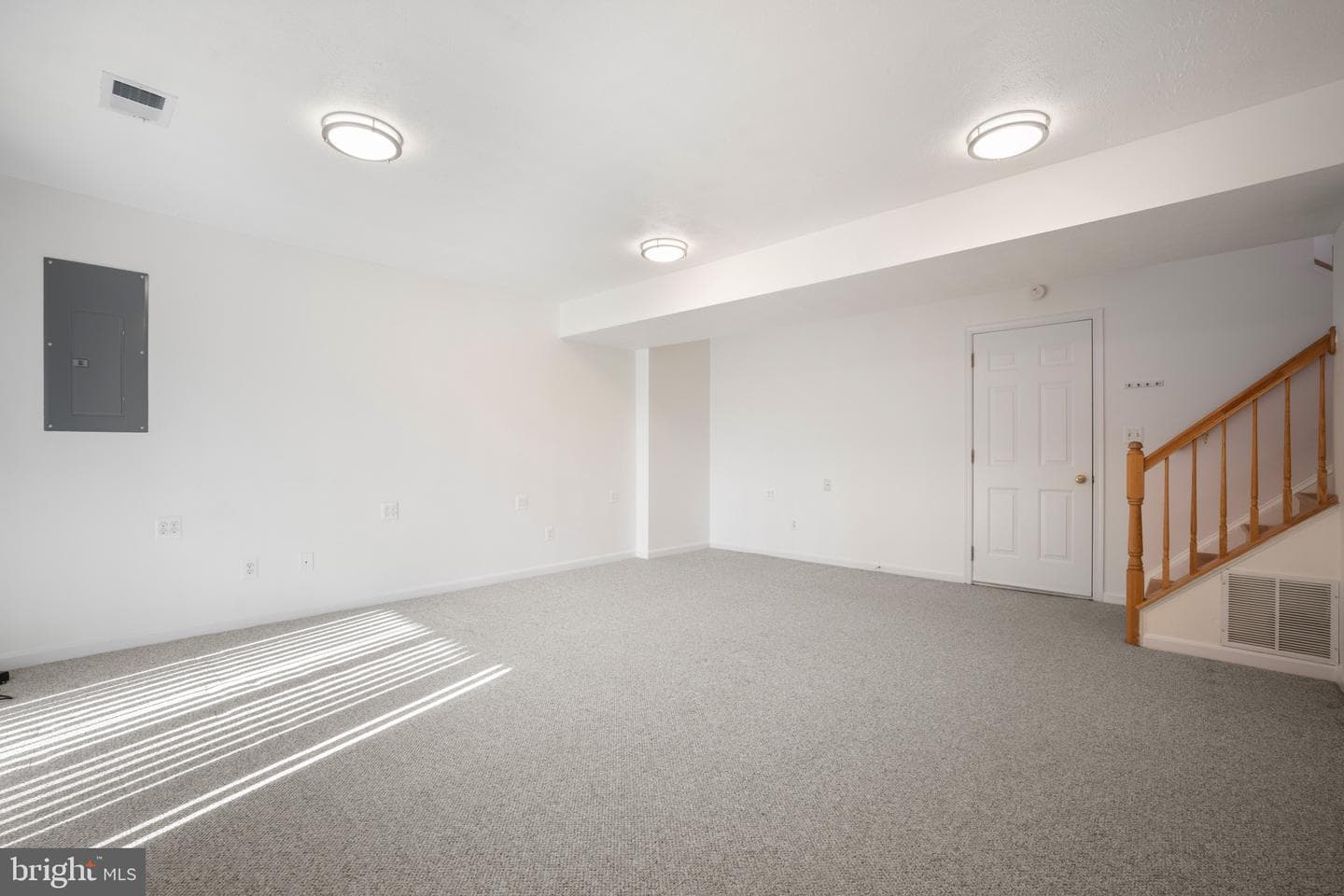 6365 Regal Oak Drive photo 21