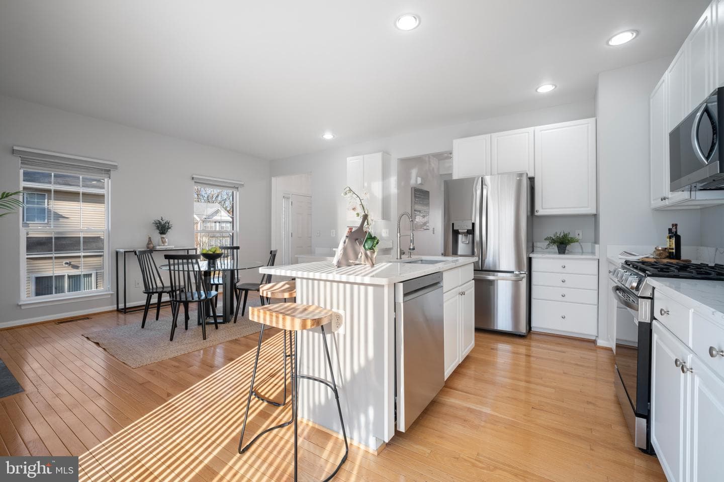 6365 Regal Oak Drive photo 9