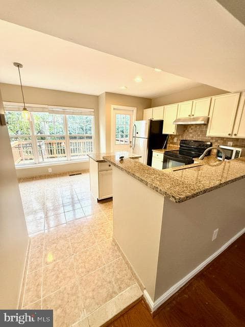 8074 Sebon Drive photo 4