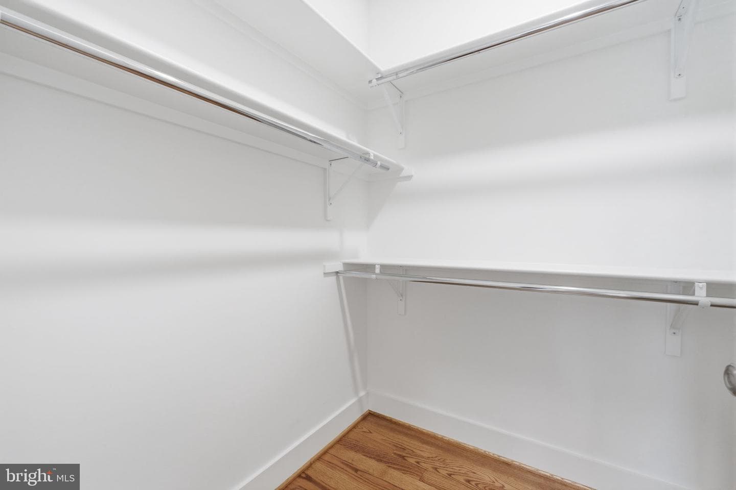 7631 Lisle Avenue photo 56