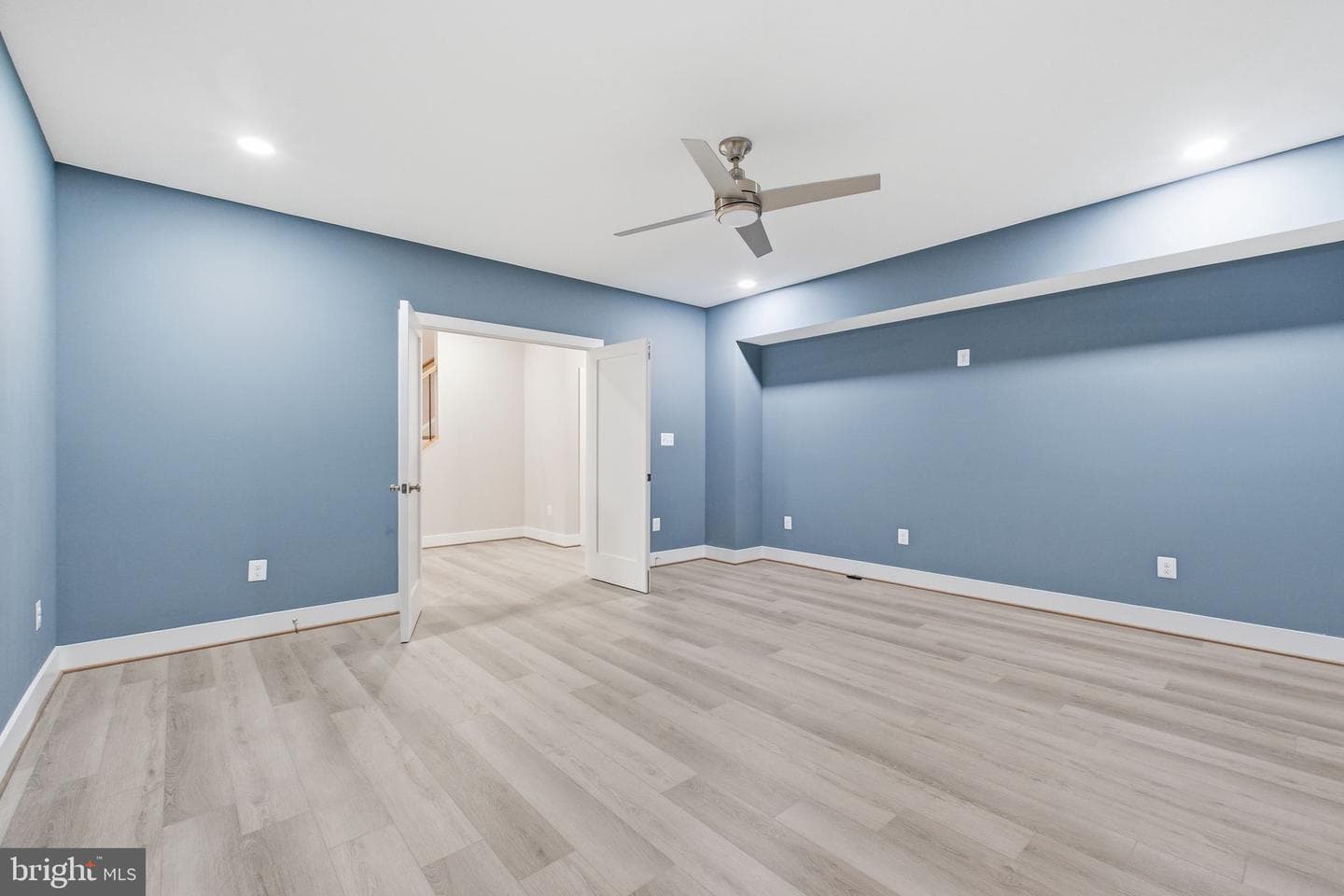 7631 Lisle Avenue photo 63