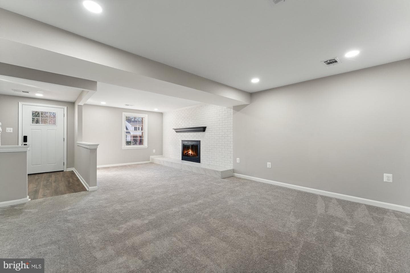 8018 Lake Pleasant Drive photo 4