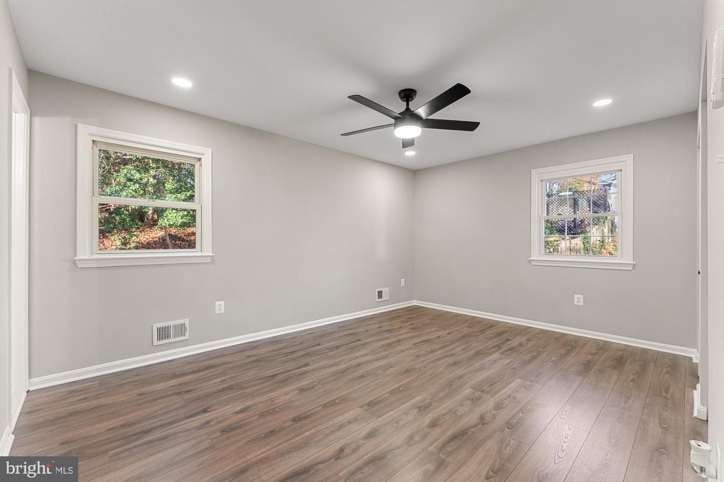8018 Lake Pleasant Drive photo 40