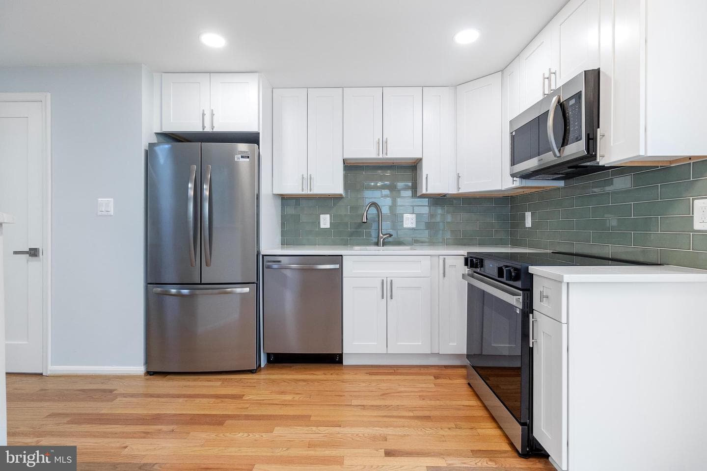 2059 Whisperwood Glen Lane photo 3