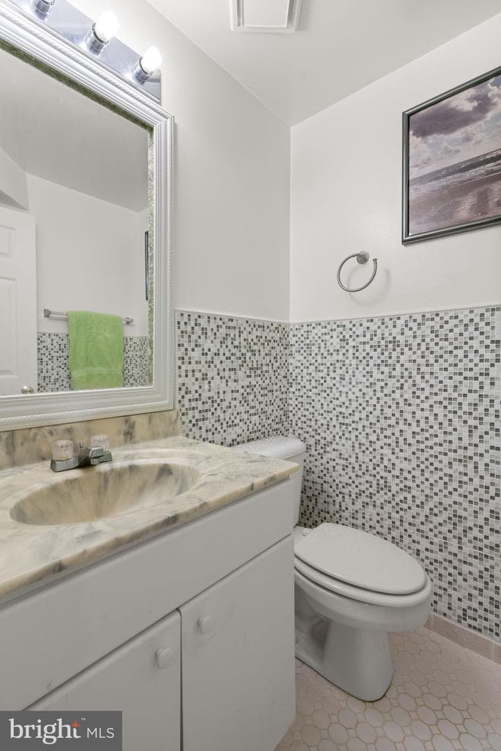 13608 Fernbrook Court photo 54