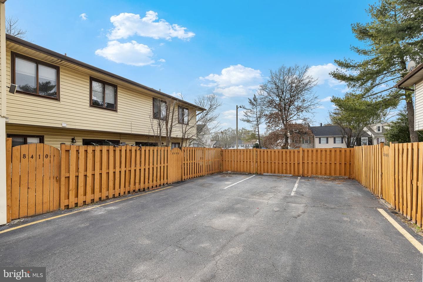 8410 Eureka Court #103 photo 34