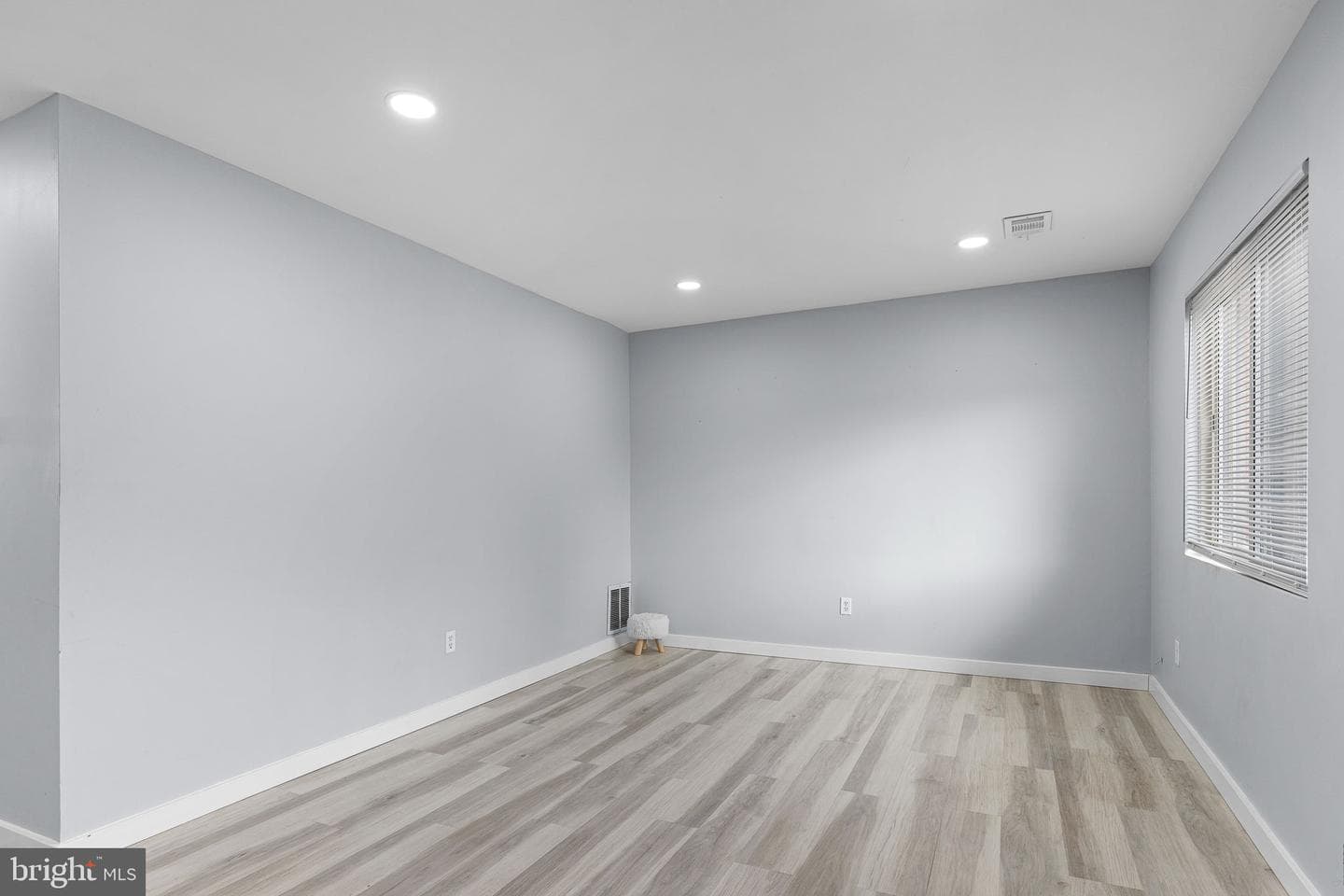 8410 Eureka Court #103 photo 6