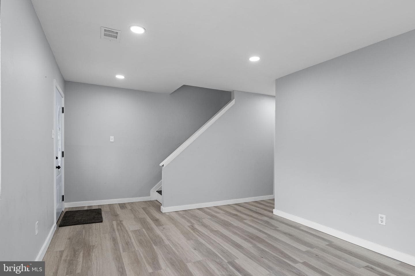 8410 Eureka Court #103 photo 9