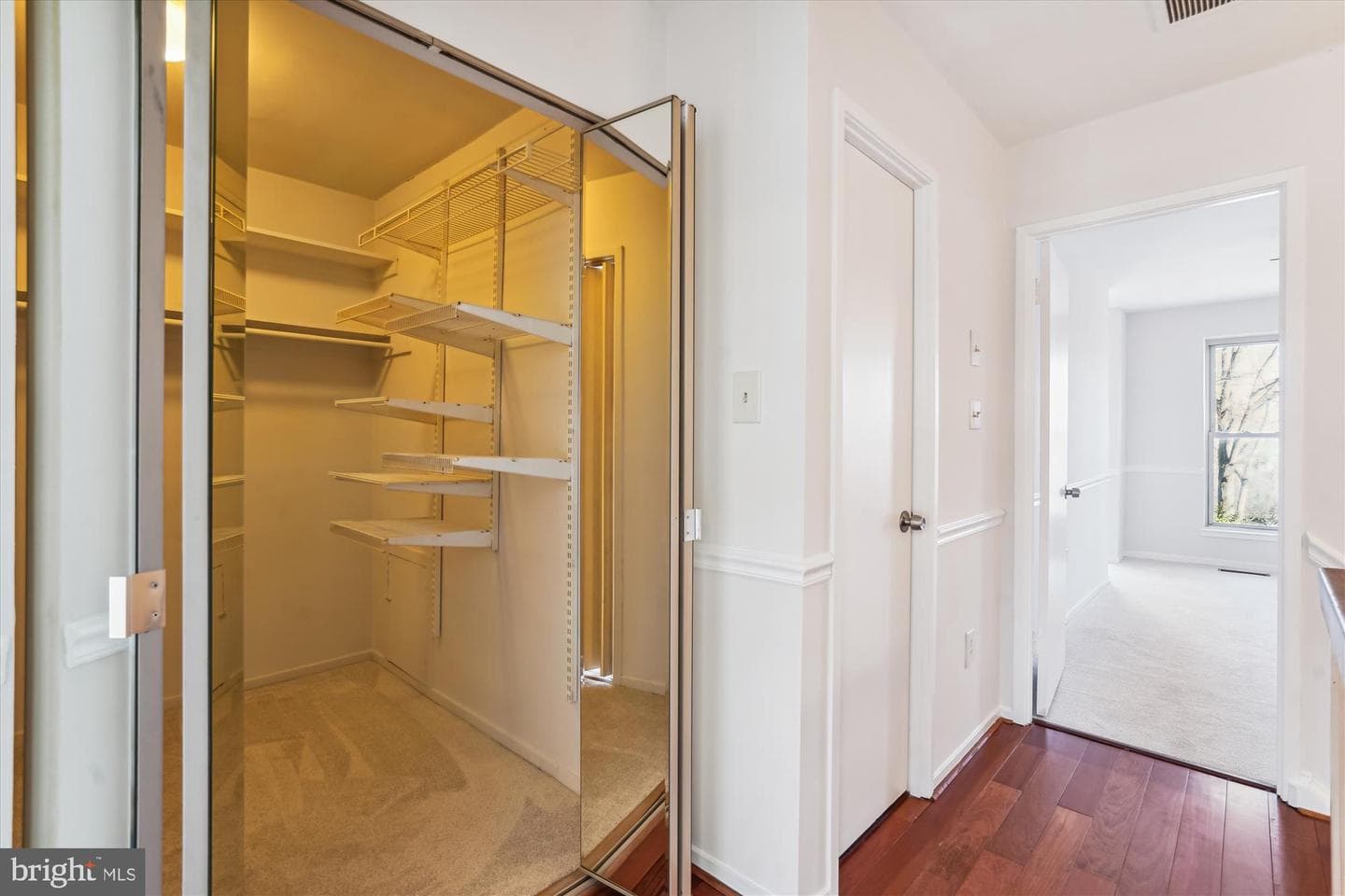 1741 Cy Court photo 16