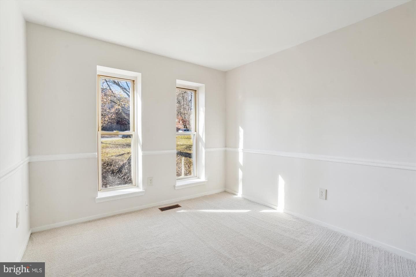 1741 Cy Court photo 20