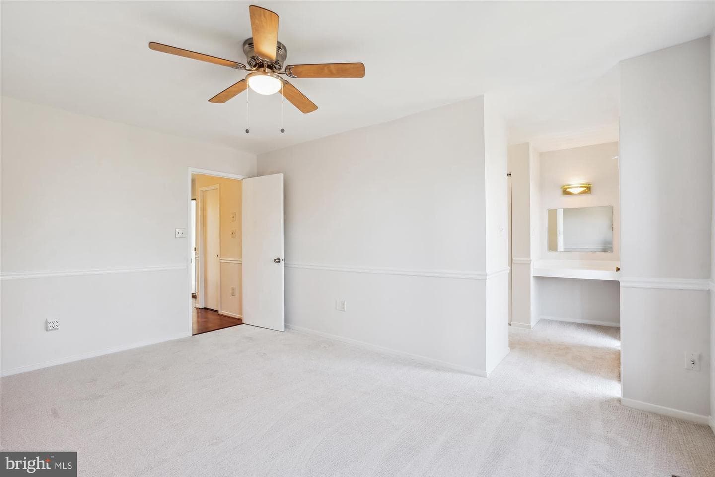 1741 Cy Court photo 23