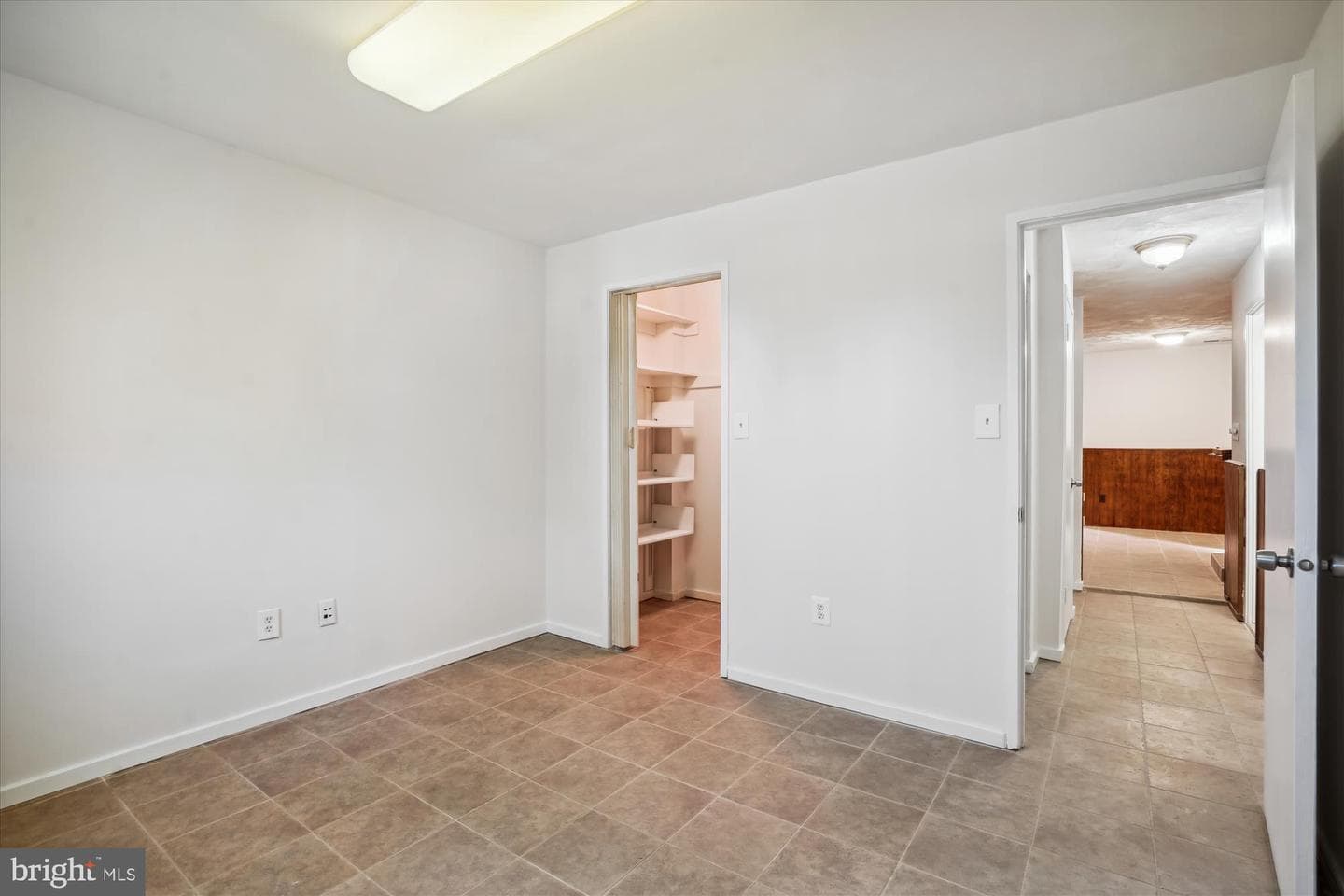 1741 Cy Court photo 31