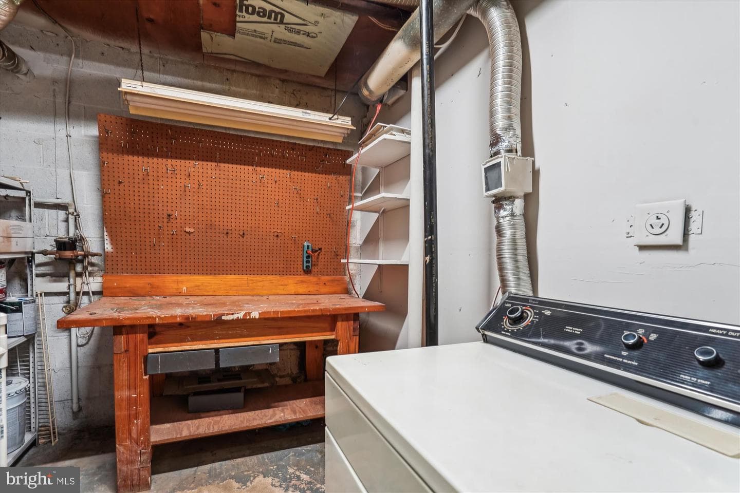 1741 Cy Court photo 34