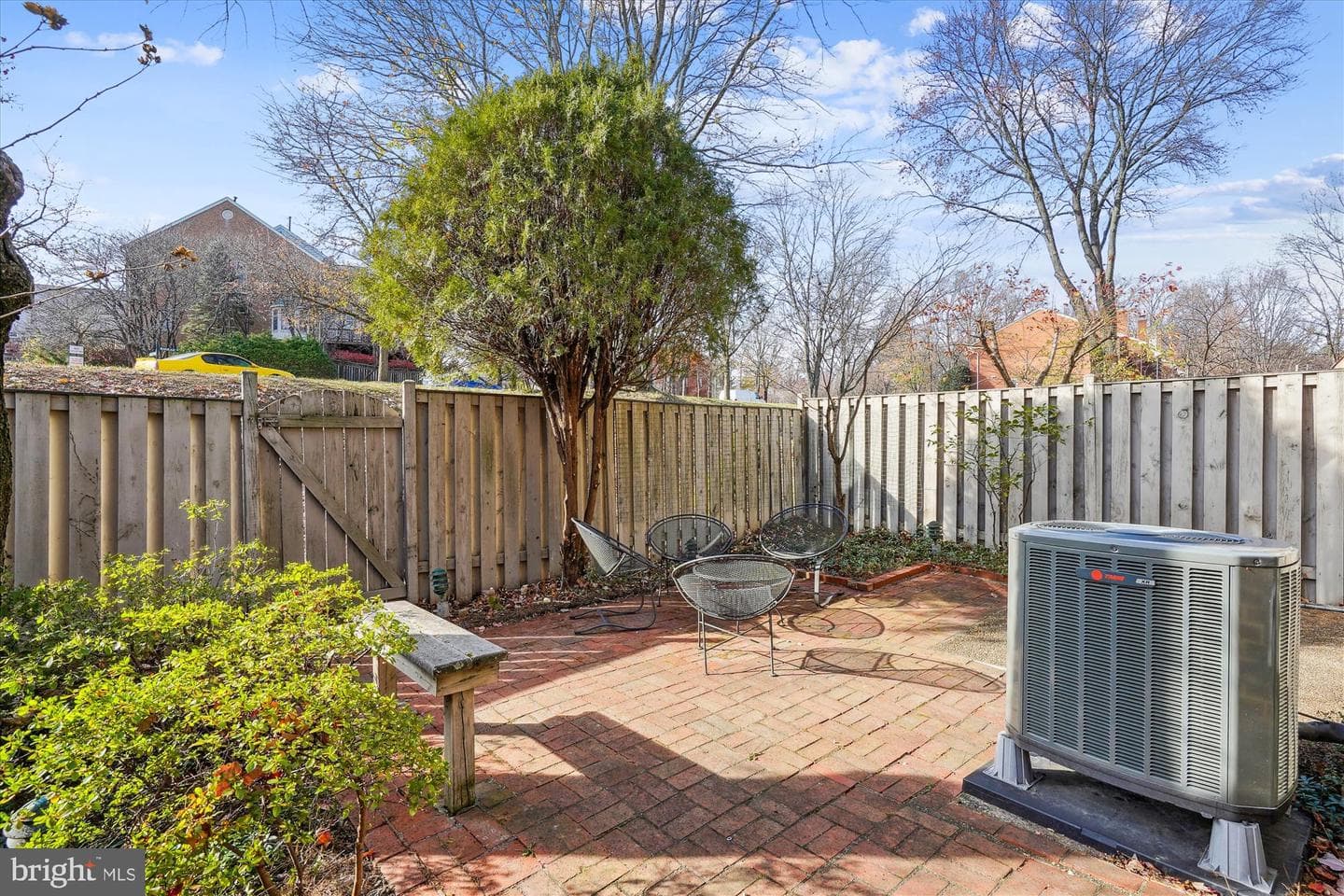 1741 Cy Court photo 37
