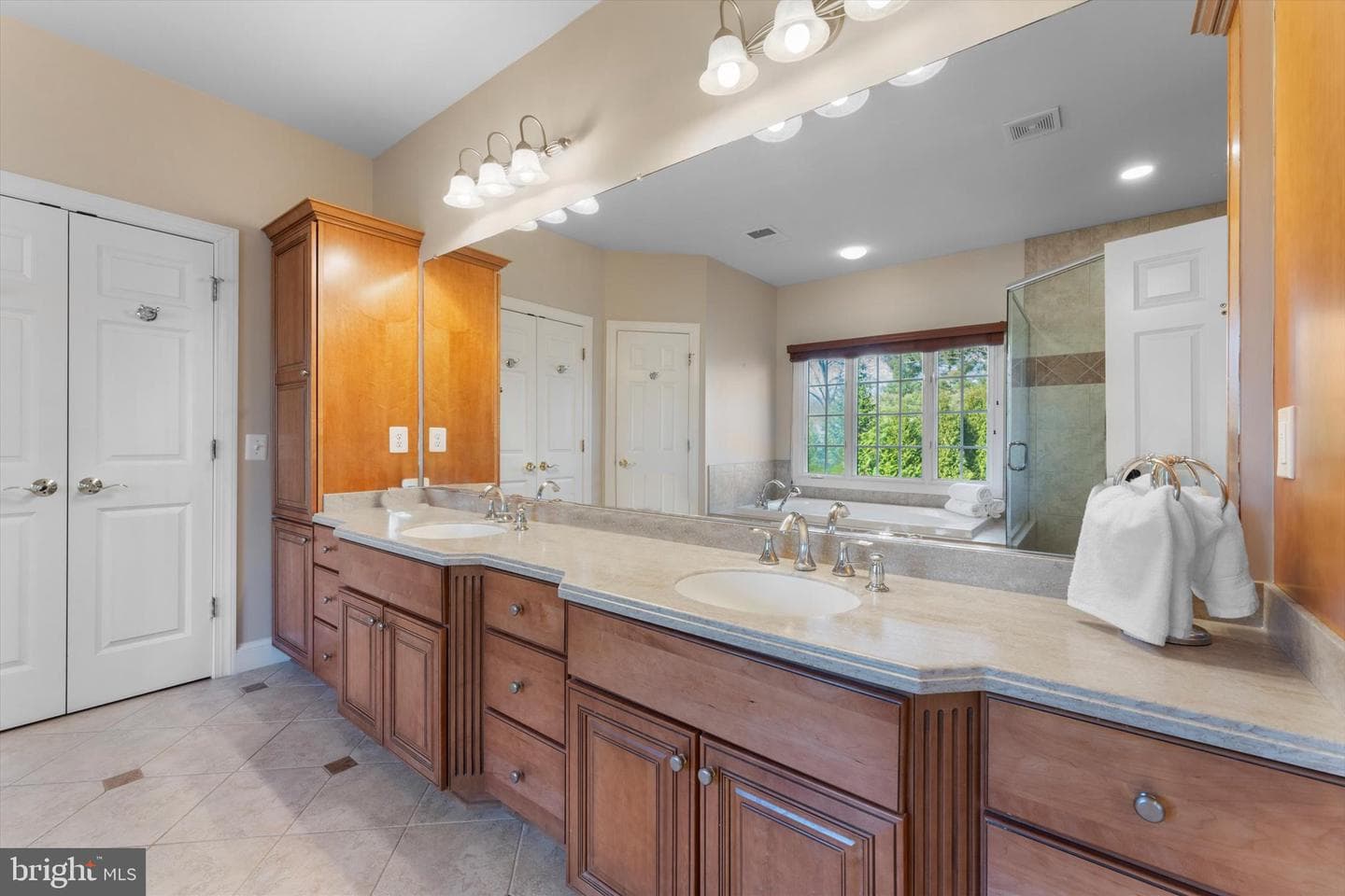 10649 Oakton Ridge Court photo 47