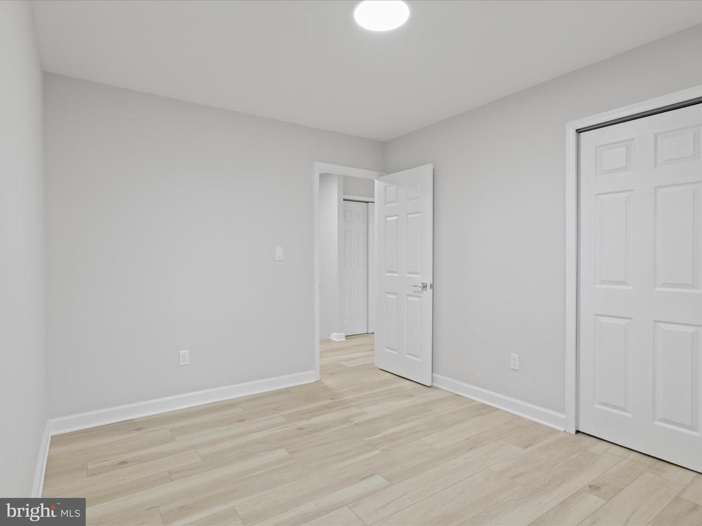 6815 Maplecrest Drive photo 25
