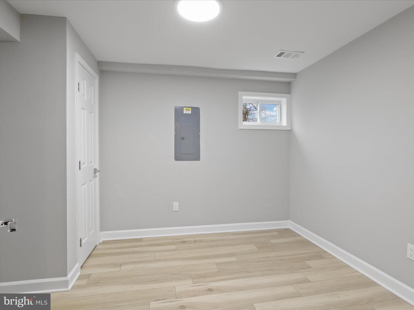 6815 Maplecrest Drive photo 34