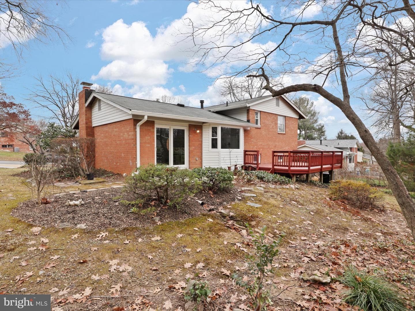 6815 Maplecrest Drive photo 38