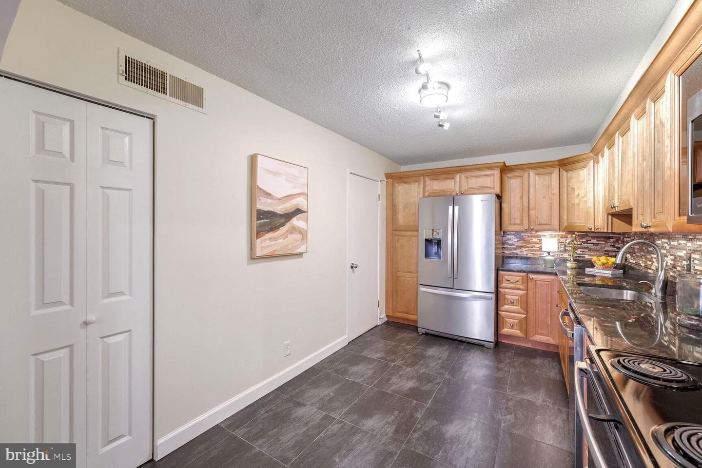 5901 Mount Eagle Drive #212 photo 6