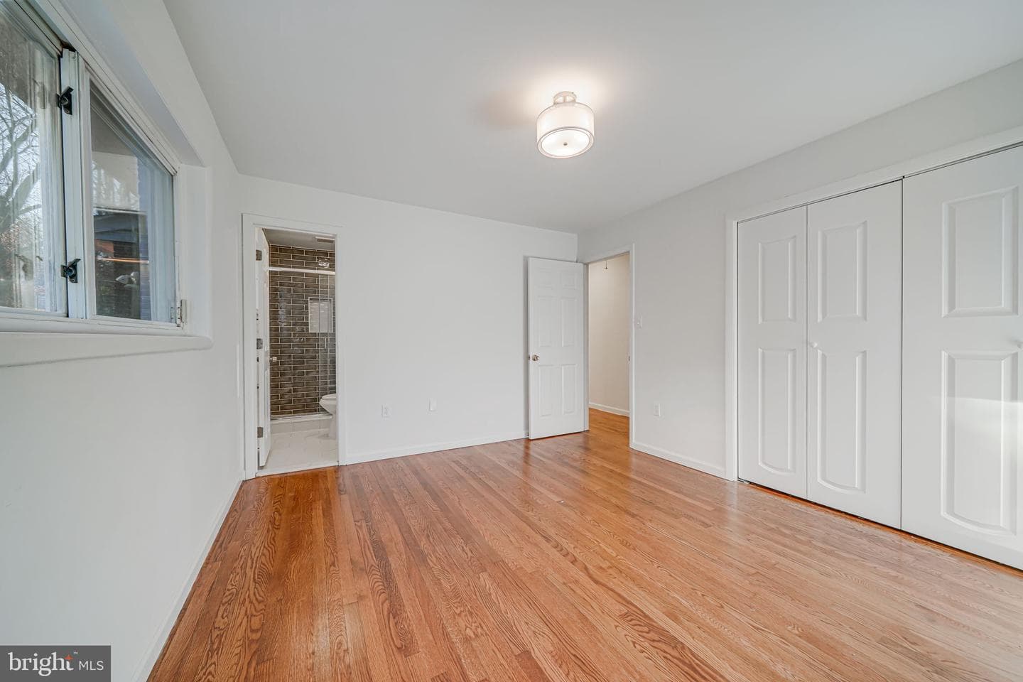 8709 Millbrook Place photo 15