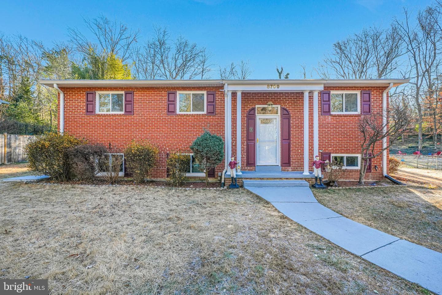 8709 Millbrook Place photo 4