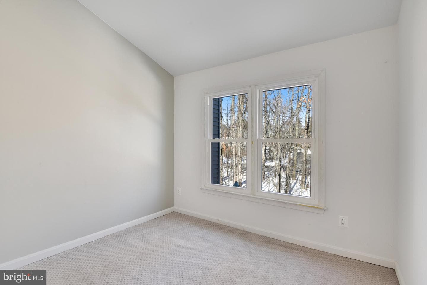 6004 Rockton Court photo 15