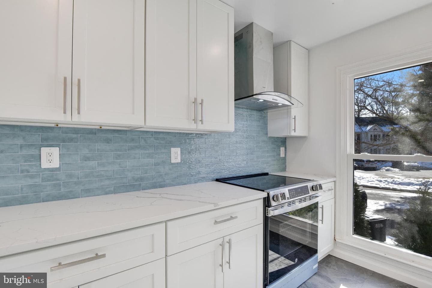 6004 Rockton Court photo 4