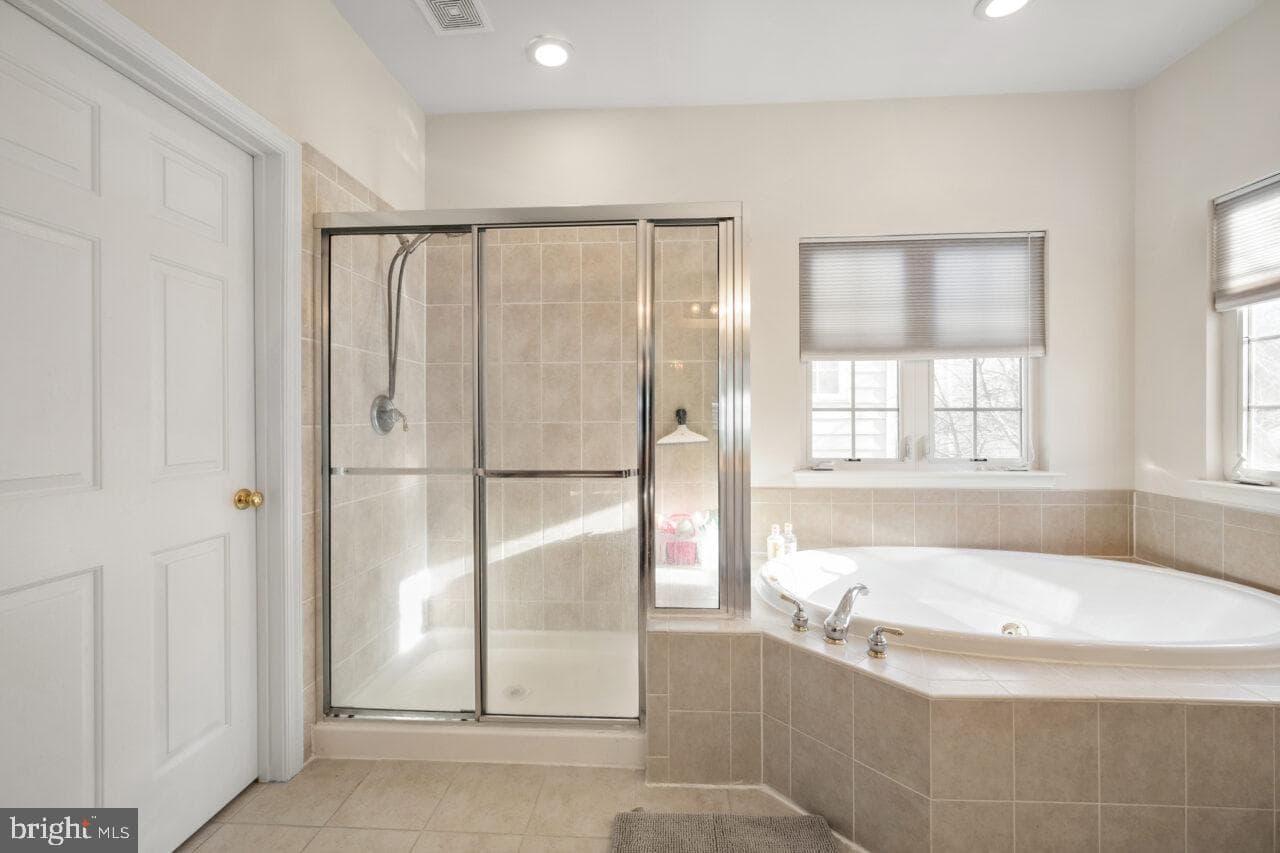 9120 Lake Tower Lane photo 38