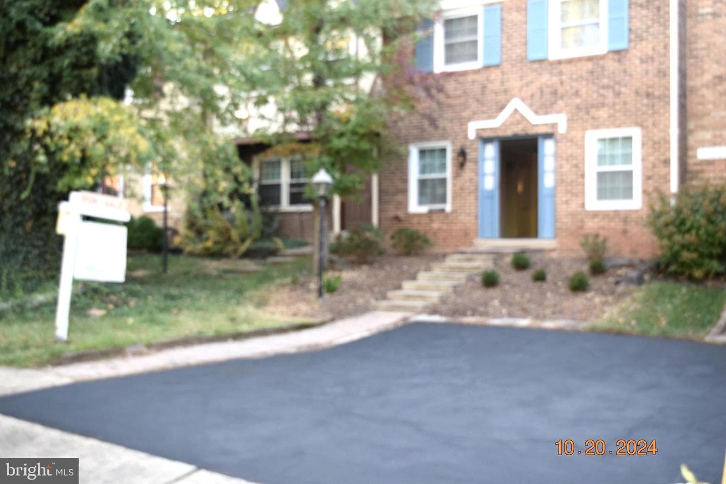 14857 Leicester Court photo 3