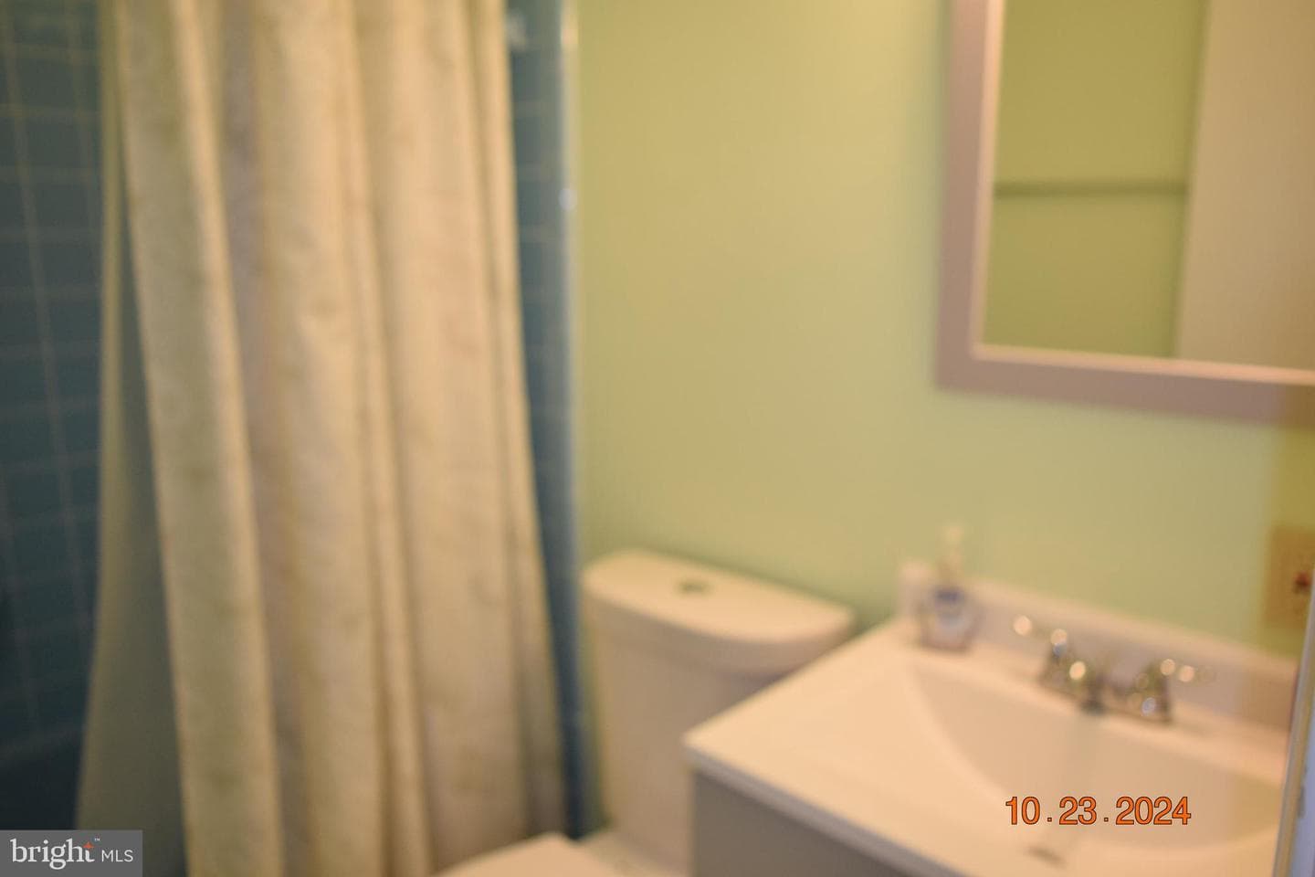 14857 Leicester Court photo 45