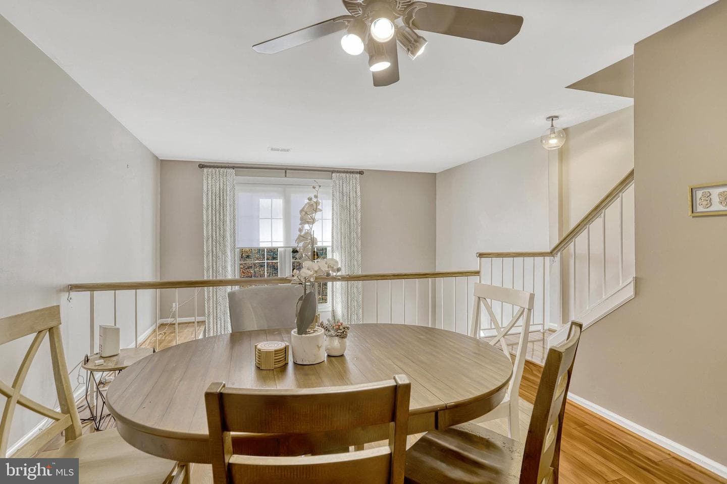 8531 Chapman Oak Court photo 3