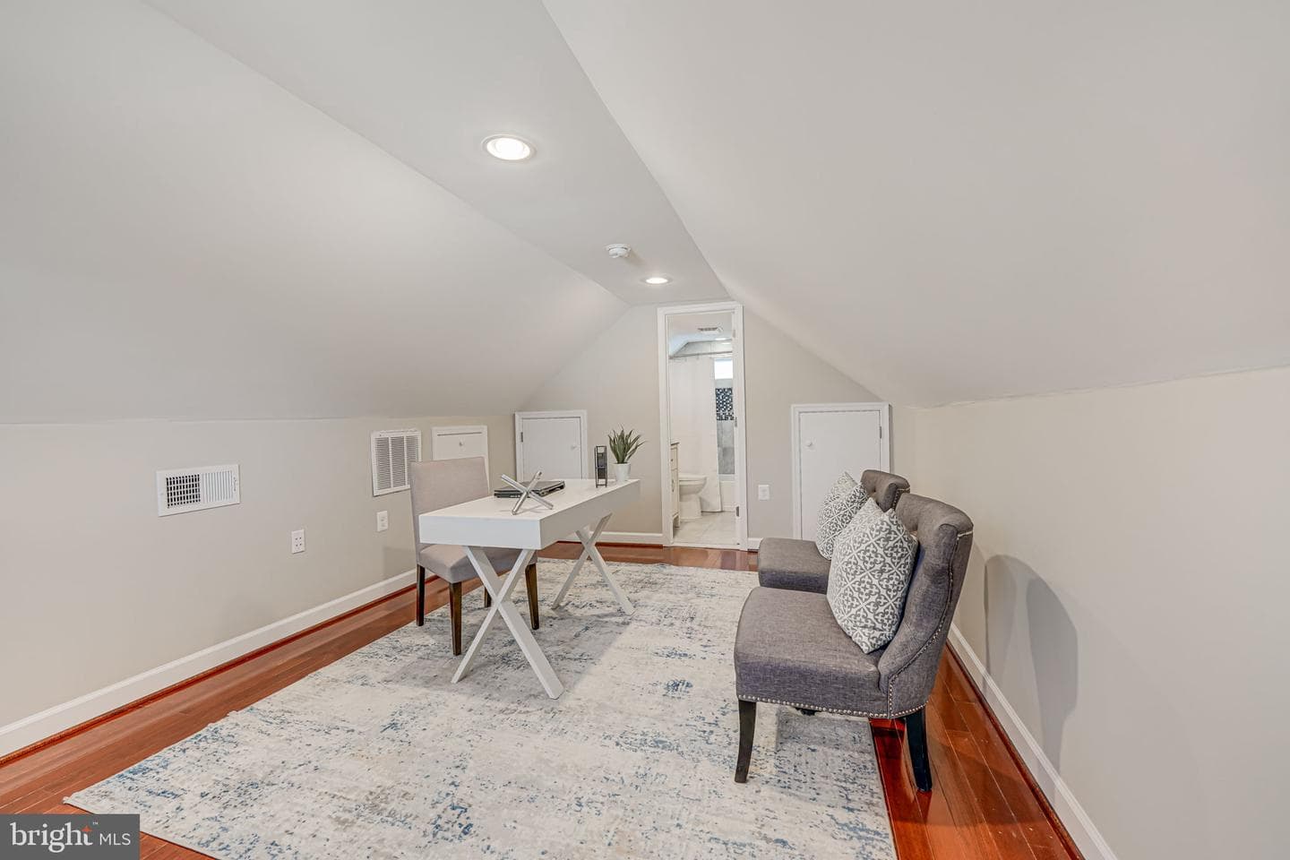 6449 Second Street photo 20