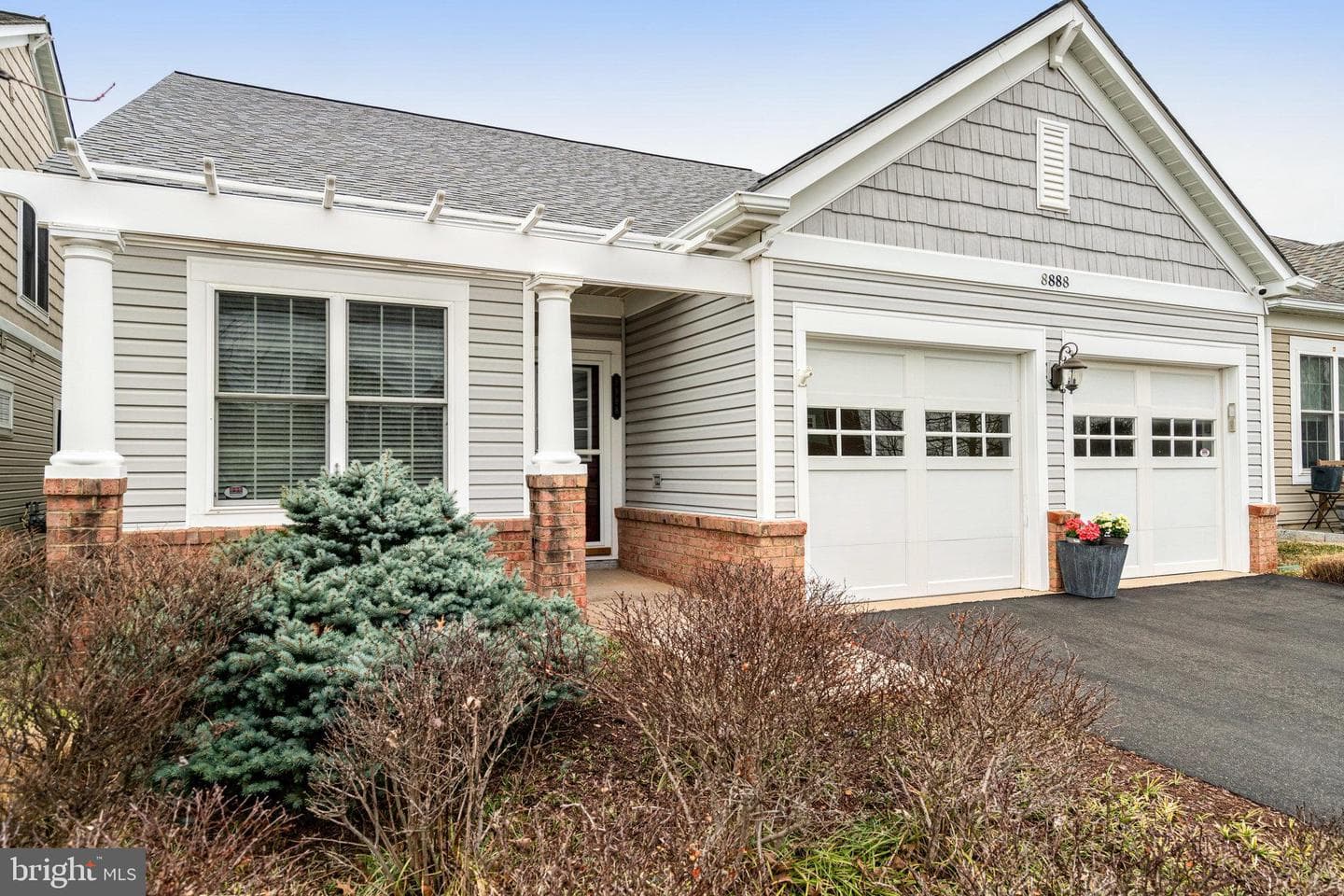 8888 Calla Lily Court photo 4