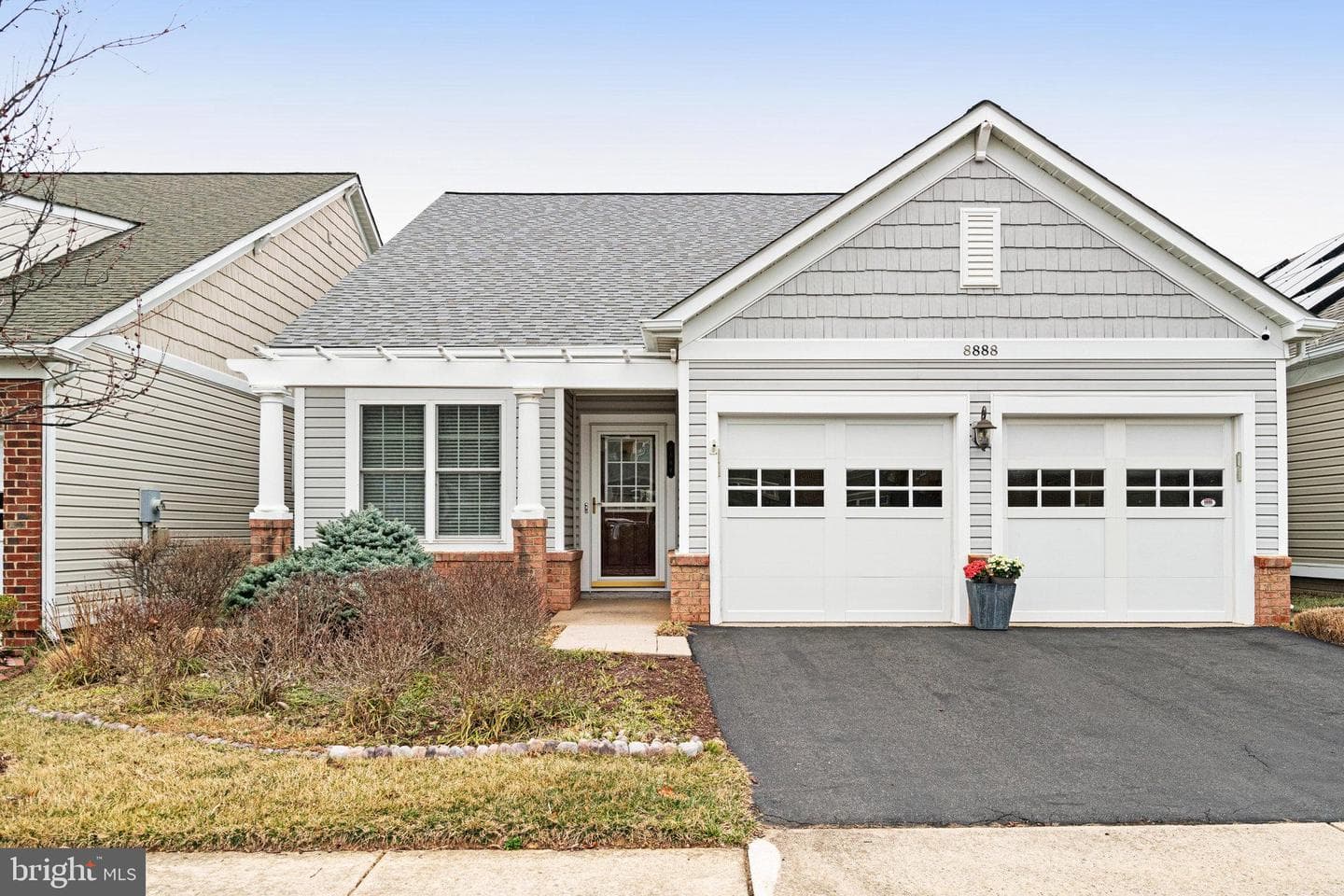 8888 Calla Lily Court photo 5