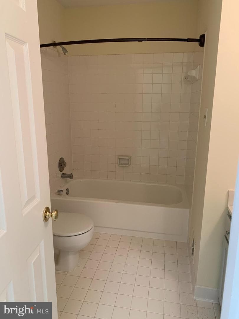 2136 Kings Garden Way photo 23
