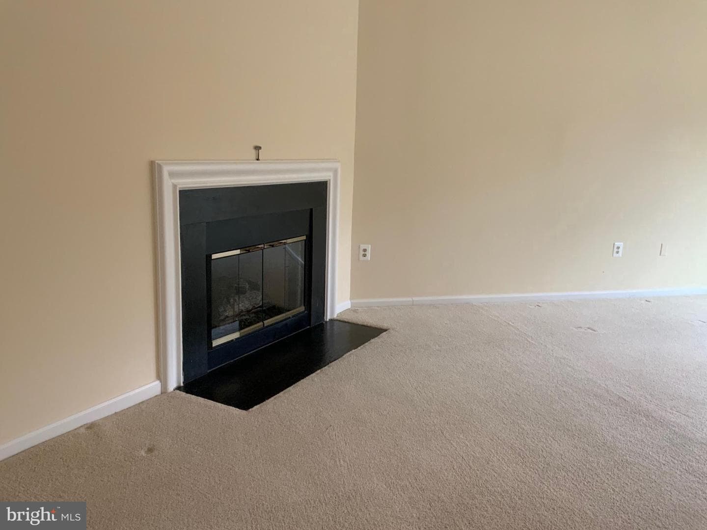 2136 Kings Garden Way photo 6