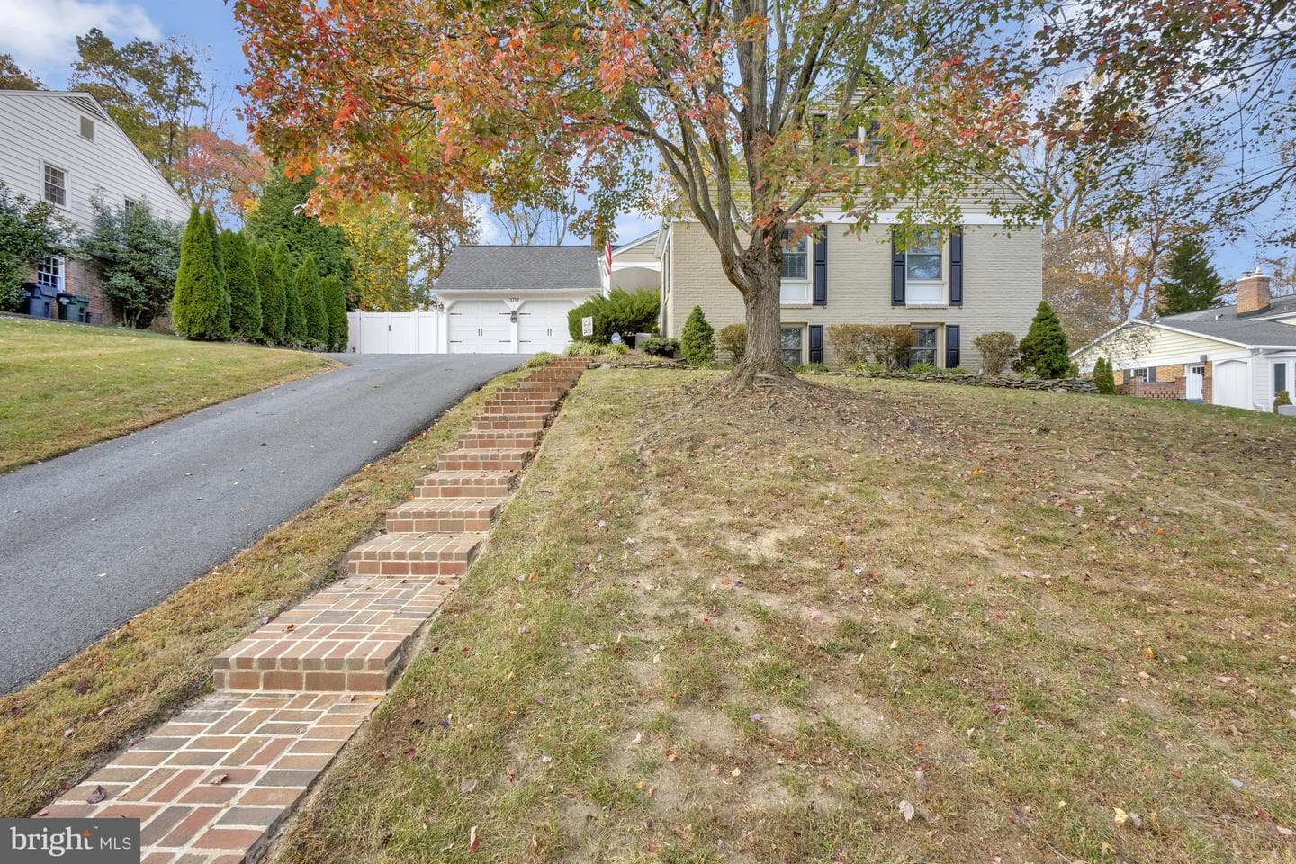 3712 Camelot Drive photo 5
