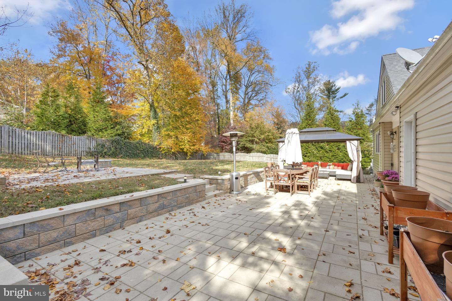 3712 Camelot Drive photo 8