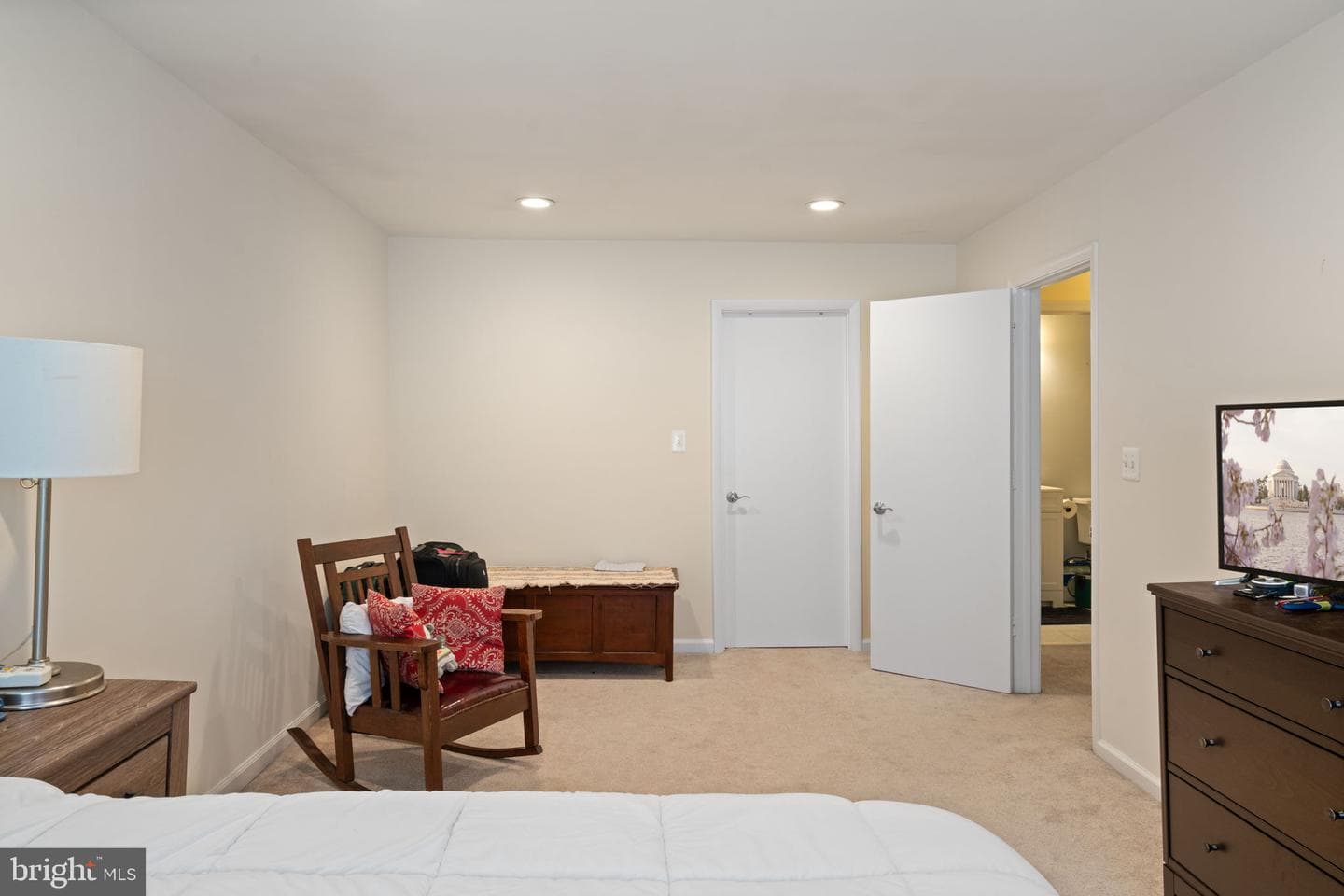 5934 Seabright Road photo 21