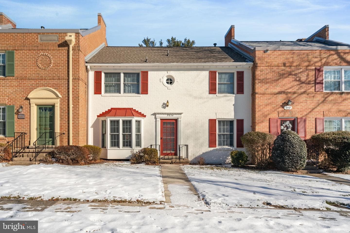 5934 Seabright Road photo 3
