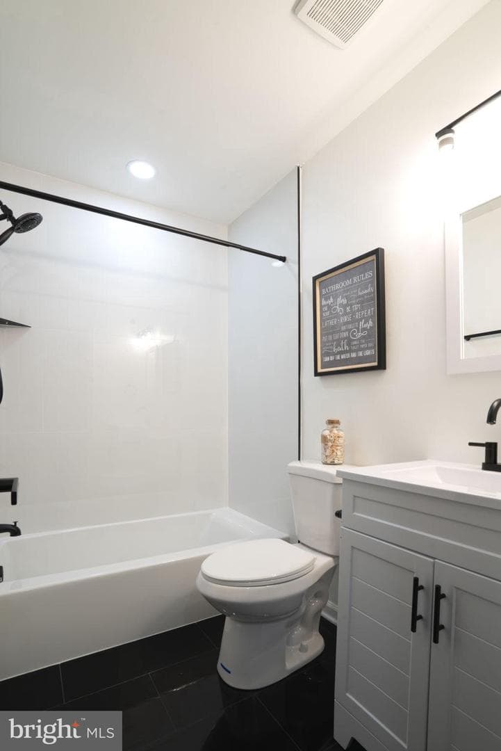 1033 Kings Court photo 20