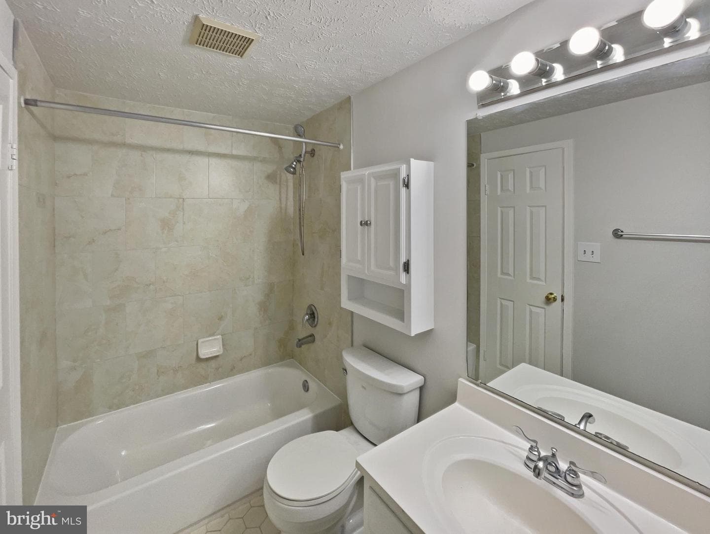 7495 Lone Star Road photo 7