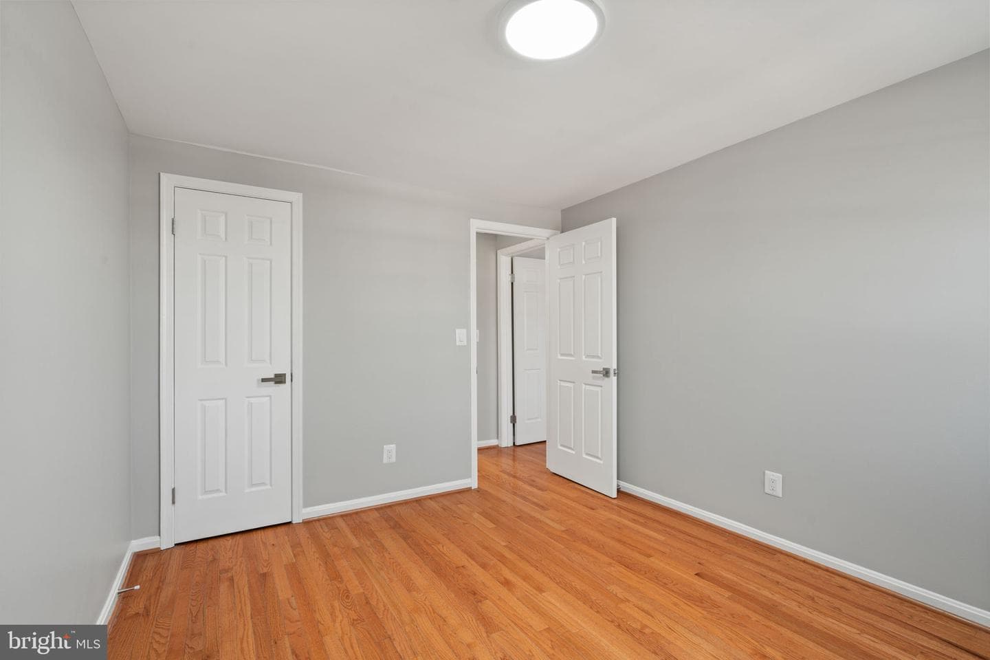 7020 Braddock Mews Place photo 22